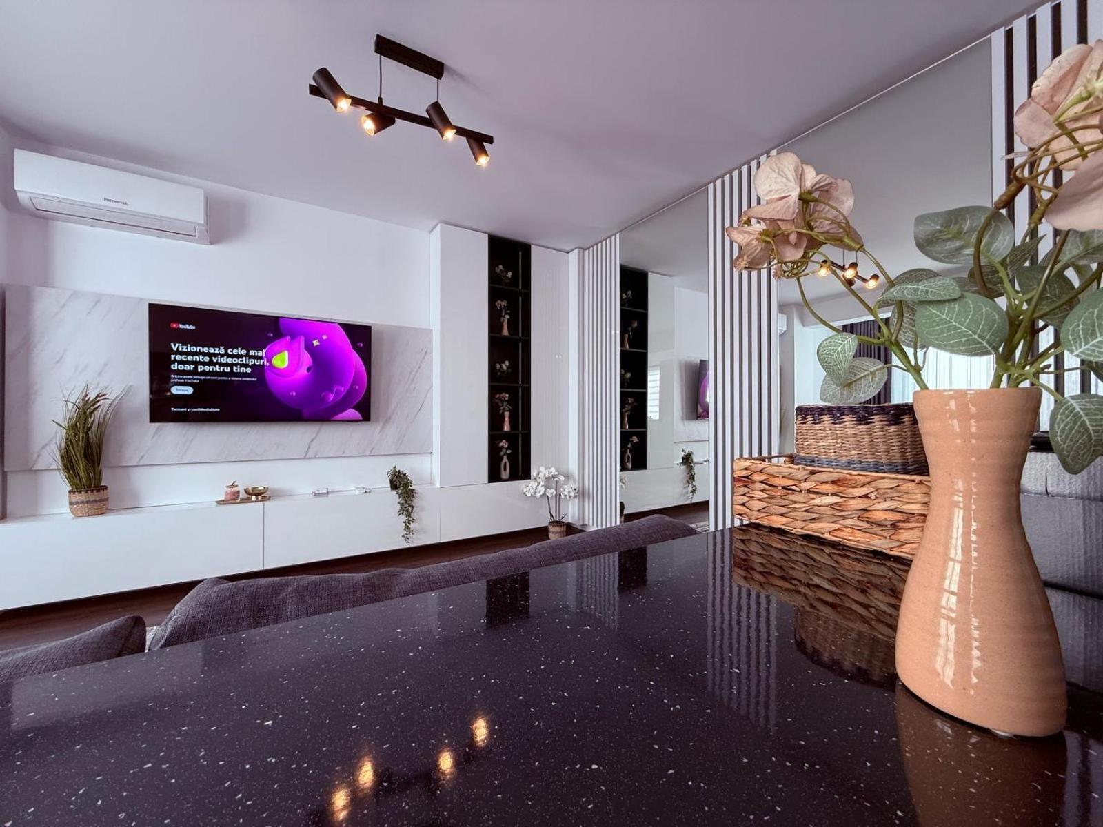 Luxevibe Apartments Near Mall Moldova 이아시 외부 사진